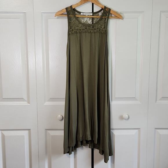 Daisy Fuentes Dresses & Skirts - Daisy Fuentes Womens Green Lace‎ Sleeveless Lightweight Shark Bite Hem Dress Med